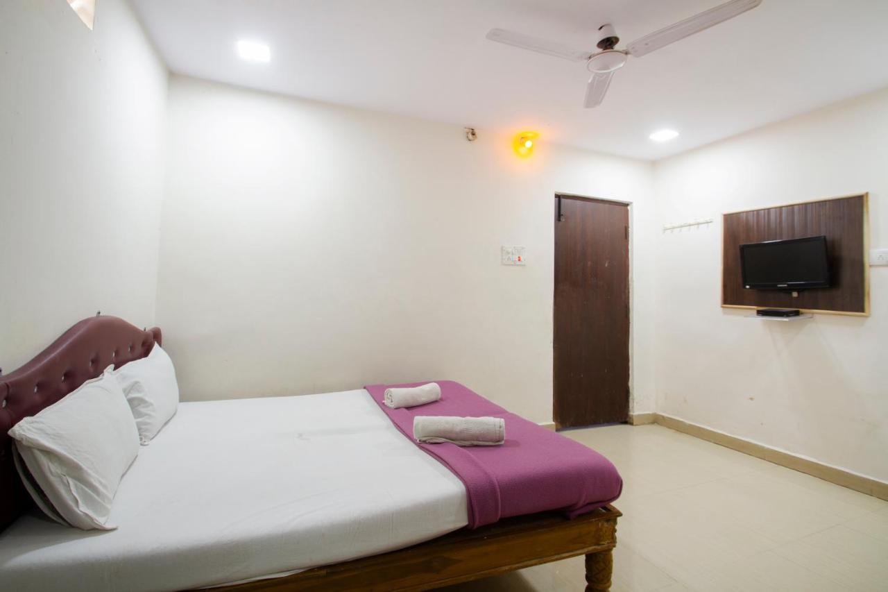 Hotel Sri Sai Balaji حيدر أباد المظهر الخارجي الصورة